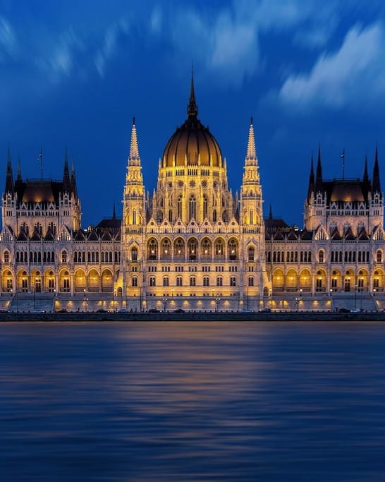 Hungary: Baths and the Danube